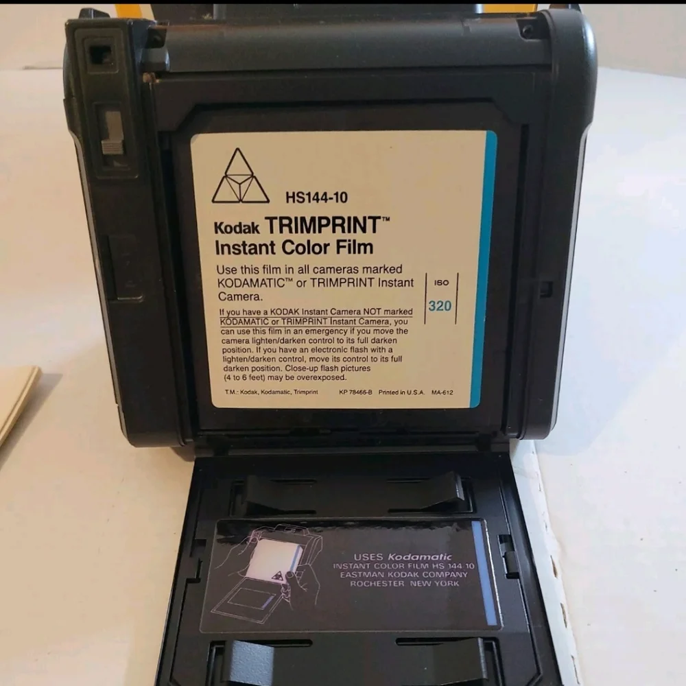 Very Rare Vintage Kodamatic 940 Instant Camera